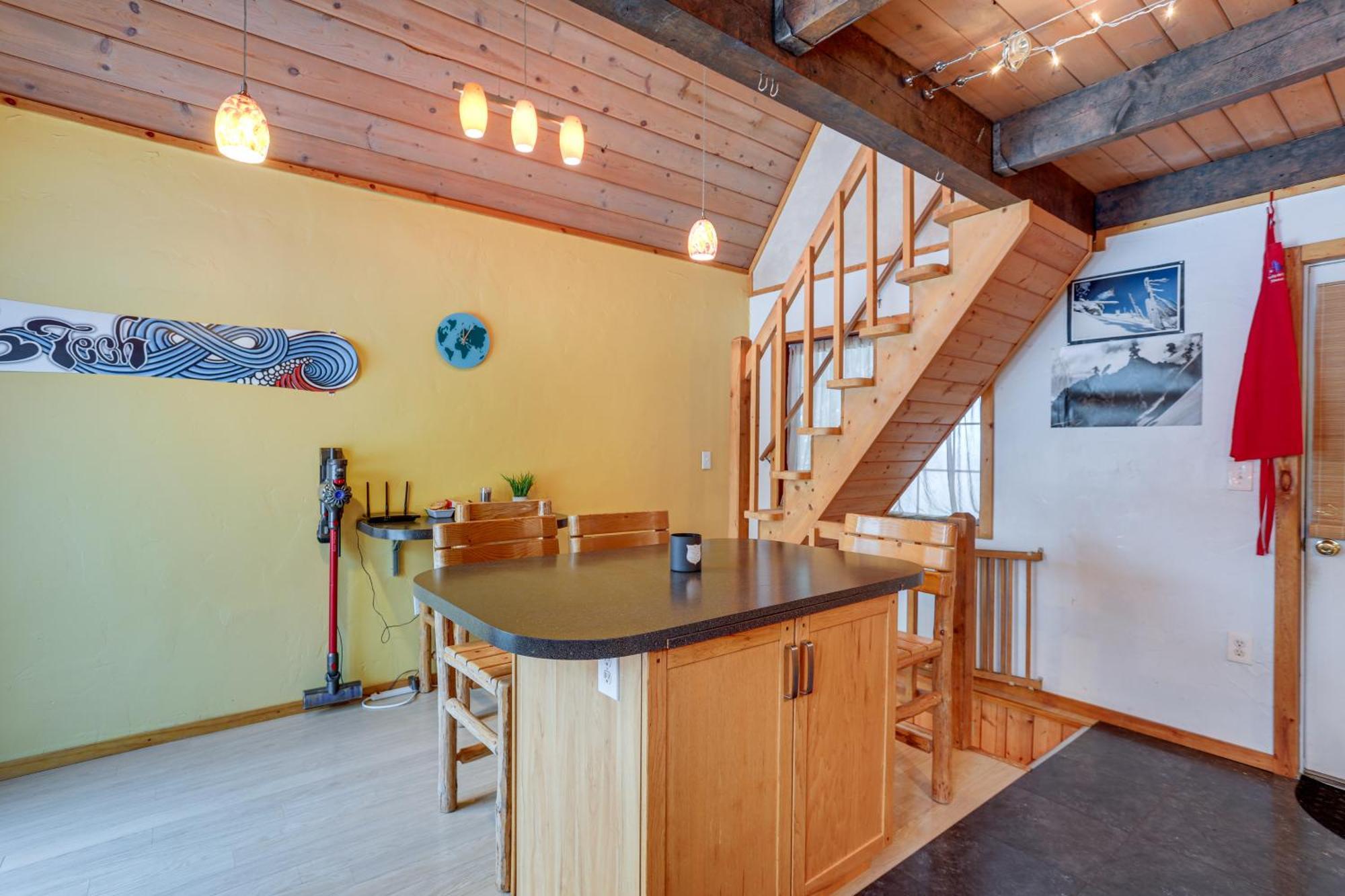 Snoqualmie Pass Cabin With Deck Walk To Ski Lift Εξωτερικό φωτογραφία